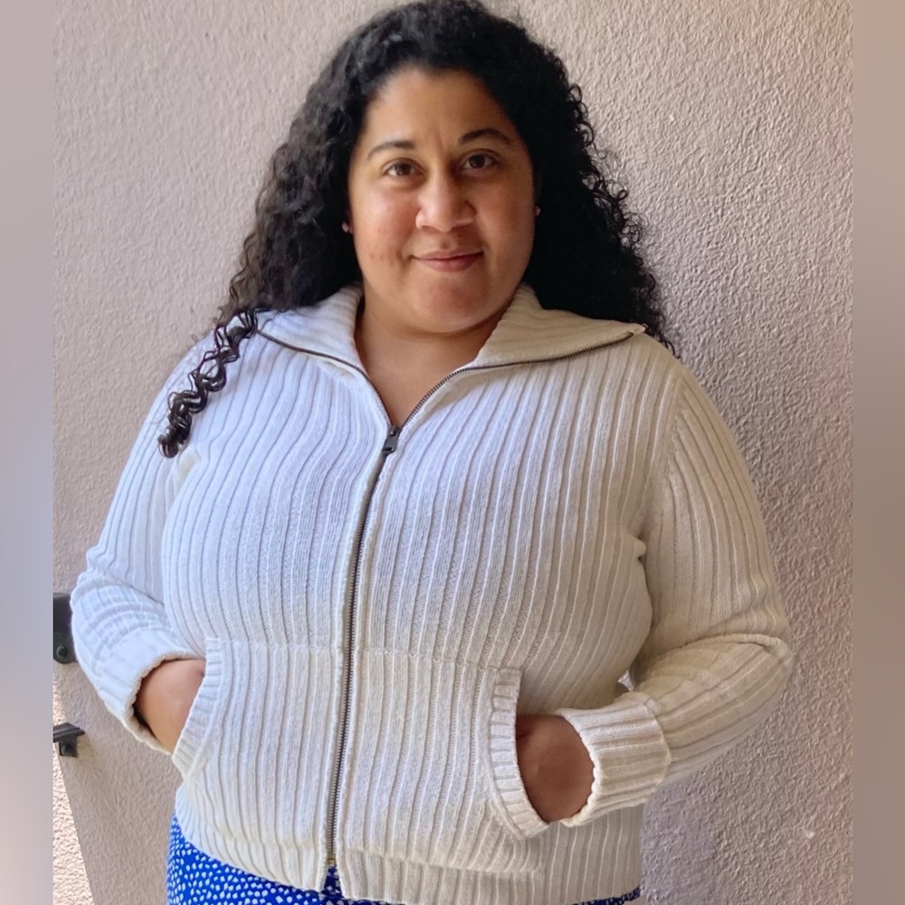 ie relaxed Cottony Creamy White Ribbed Zip-Up Spring Cardigan - Picture 2 of 10